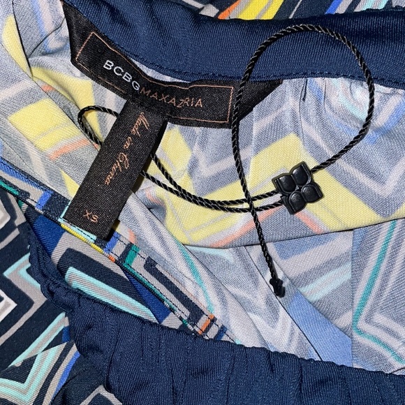 BCBGMaxAzria Sleeveless Chevron Print Dress XS - Picture 2 of 10